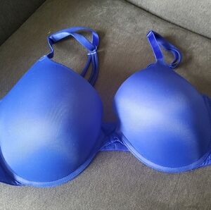 PINK Victoria's Secret Vibrant Blue Bra